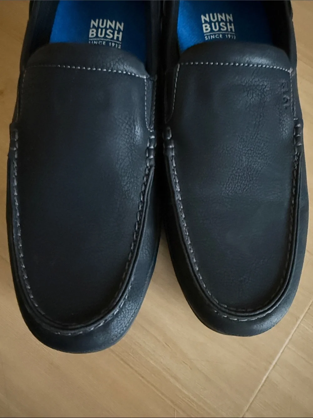 NIN BUSH MENS SANTO MOCCASIN TOE SLIP ON CASUAL LIGHTWEIGHT BLACK SHOE SIZE 9.5